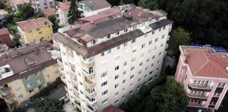Binanın kolonları patladı!