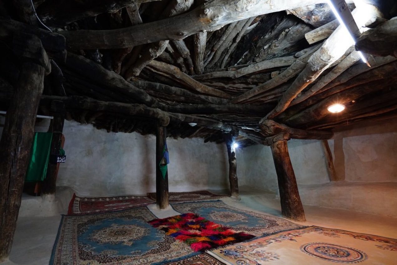 Kırlangıç tavan_ Büyük Ocak Cem evi
