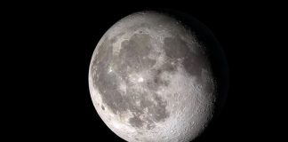 Ay’da arsa satışı 25 dolardan başlıyor. Peki yasalara uygun mu?