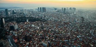 Büyük Kentlerin 6 Tanesinde 10,5 Milyon Kişi Yaşlı Konutlarda Oturuyor yaşlı konut